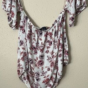 American Eagle Outfitters Floral Off Shoulder Top - White and Pink